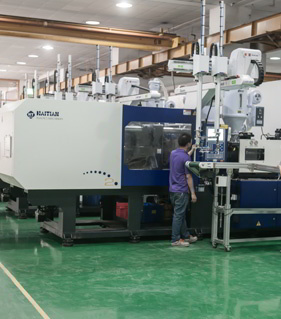 25台海天双色注塑机-昱卓注塑模具加工设备